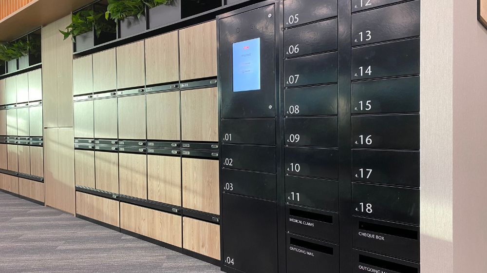 Smart Mailbox Locker Photo 1000x560 1